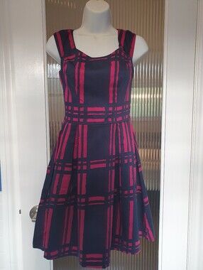 REVIEW Dress